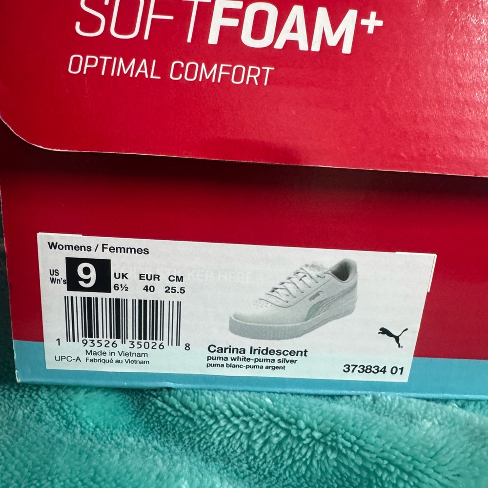 Puma Iridescent White/Silver Sneakers
